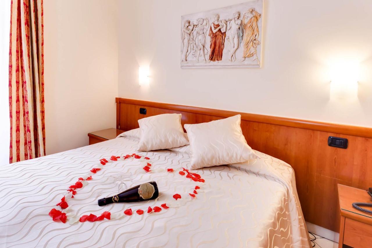 Hotel Suite Caesar Рим Екстериор снимка