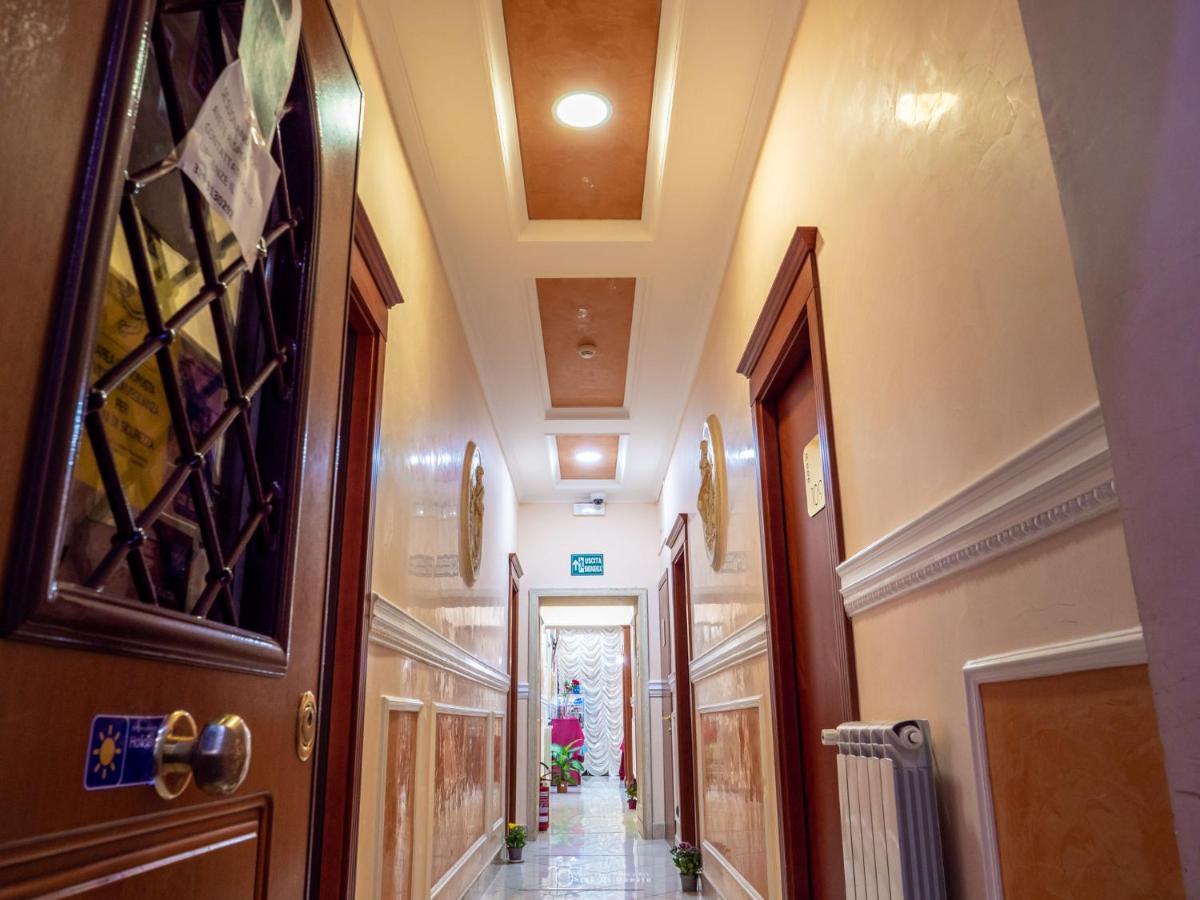 Hotel Suite Caesar Рим Екстериор снимка