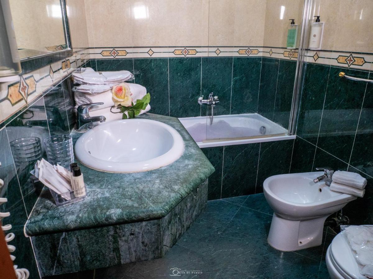 Hotel Suite Caesar Рим Екстериор снимка