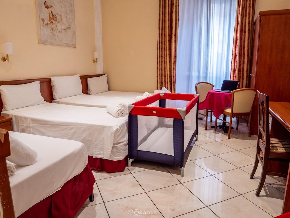 Hotel Suite Caesar Рим Екстериор снимка