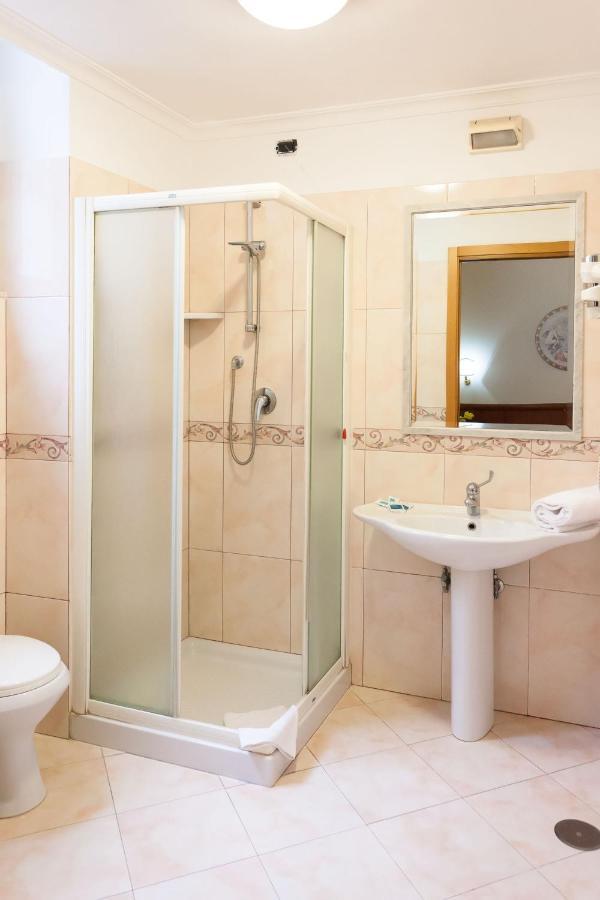 Hotel Suite Caesar Рим Екстериор снимка